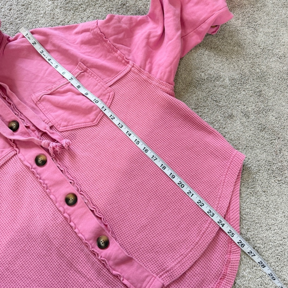 American Eagle Women’s Textured Big Hug Hooded Waffle Shaket Button Front Pink M - Picture 11 of 14